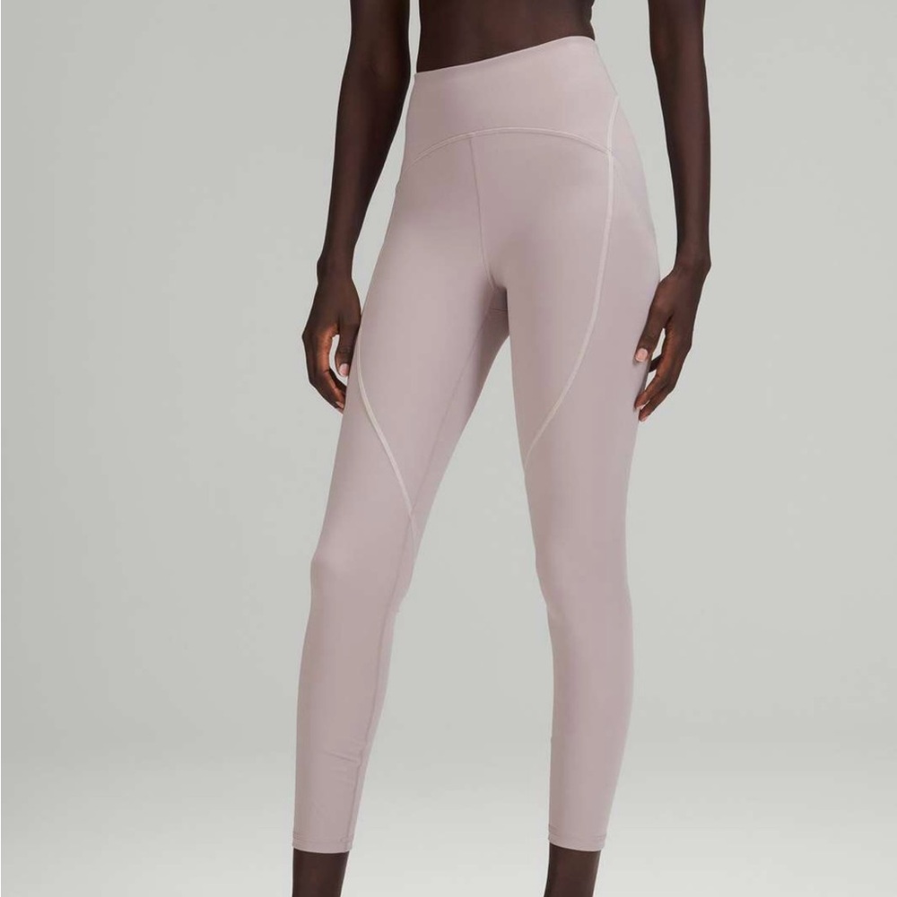 LULULEMON NWT Power Thru HR Tight 25” *Colour Seam Size 8
